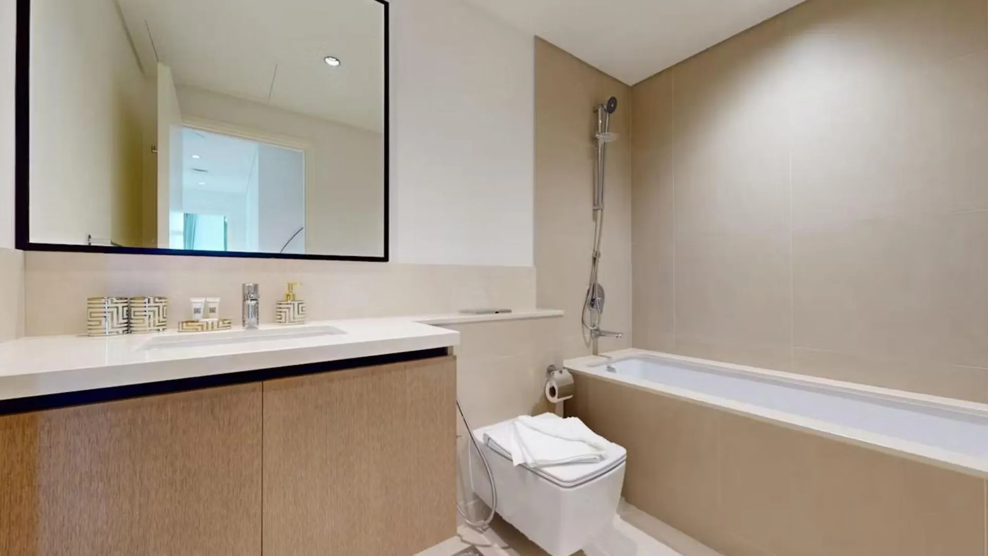 Burj Royale 2 Bed With Burj Khalifa View Apartment Dubai